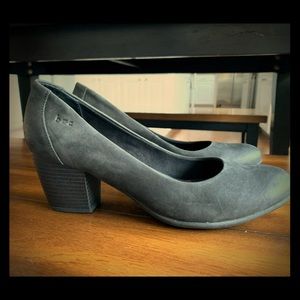 B.O.C. Black pumps